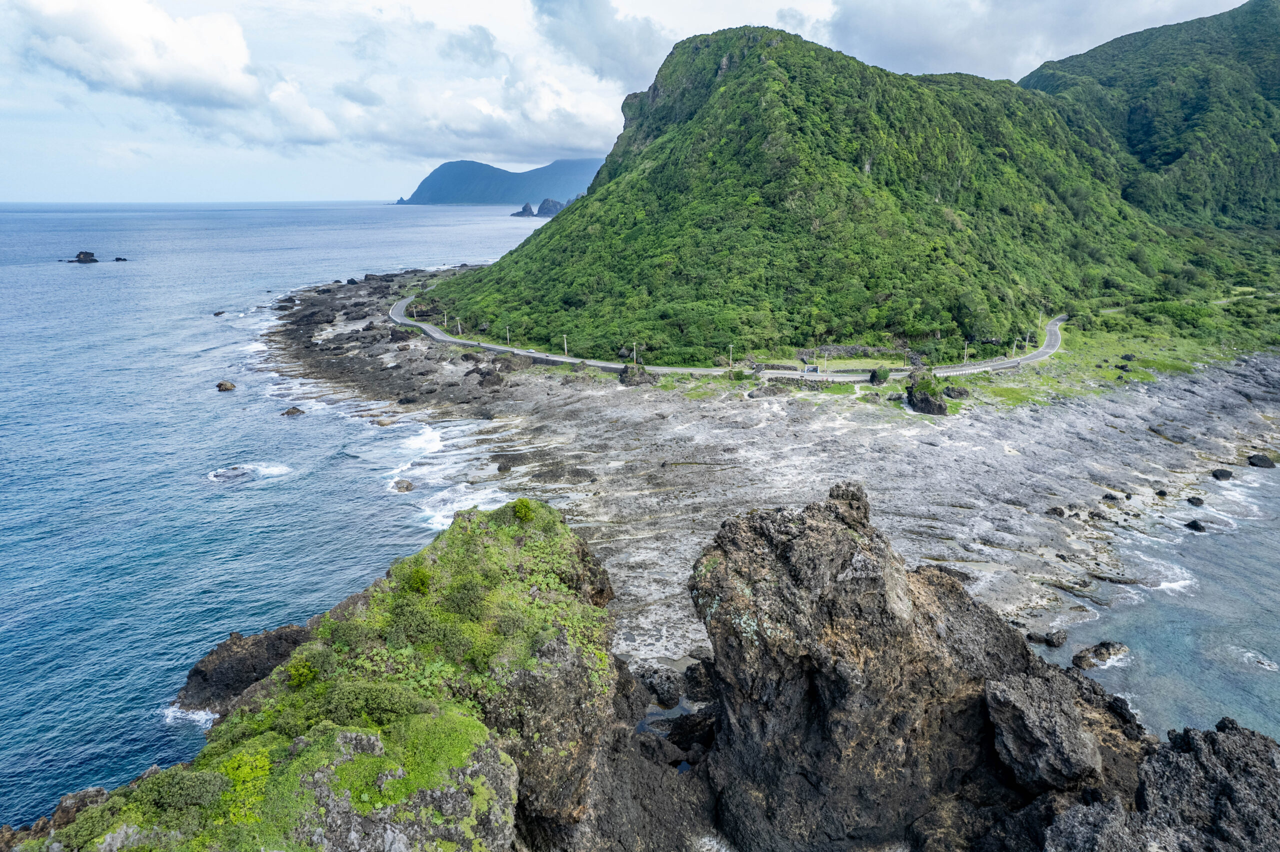 蘭嶼‧人之島 2023/7/1 Day 2 東清灣日出、青青草原、小蘭嶼、象鼻岩、坦克岩、五孔洞、雙獅岩、夜觀蘭嶼角鴞