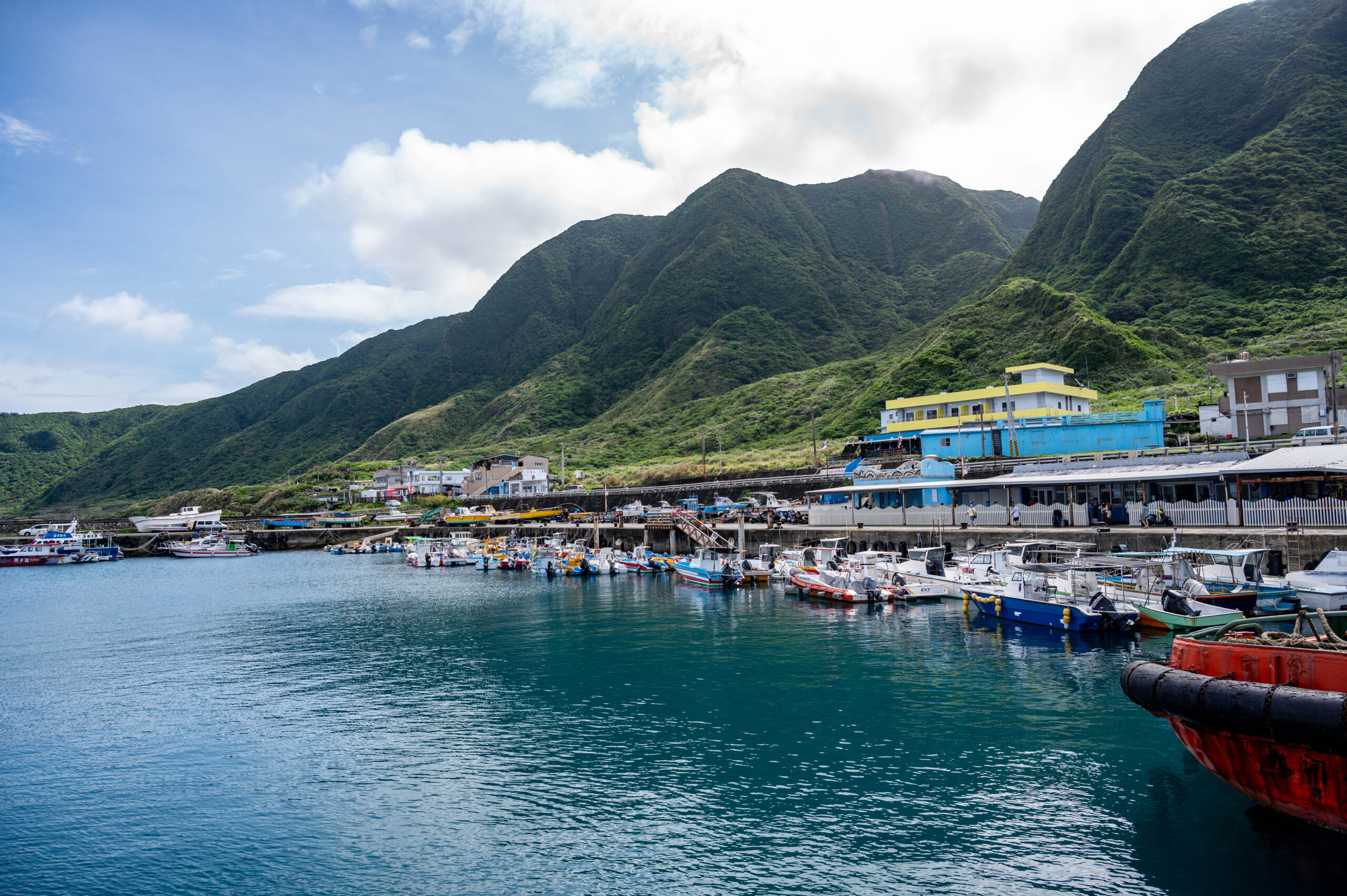 蘭嶼‧人之島 2023/6/30 Day1 龍門港、開元港、像水渠一樣、蘭嶼航空站、虎頭坡