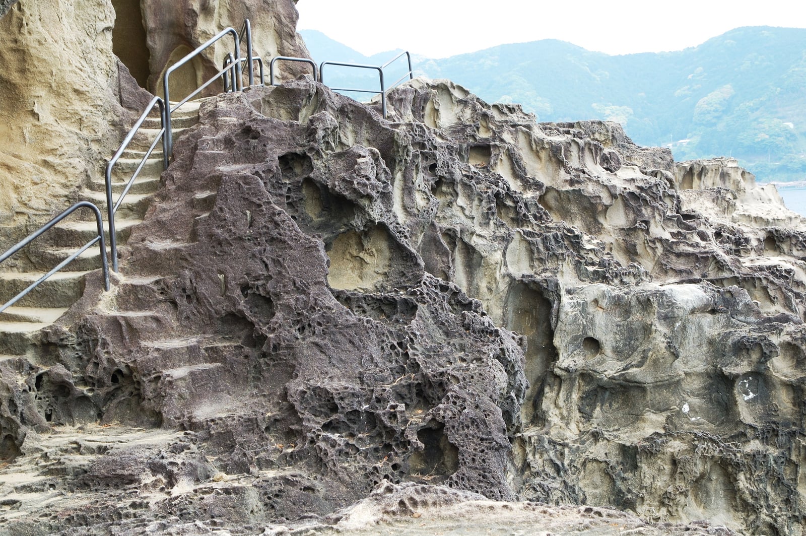 鬼城潮吹的奇岩步道｜2008/05 紀州半島/京阪