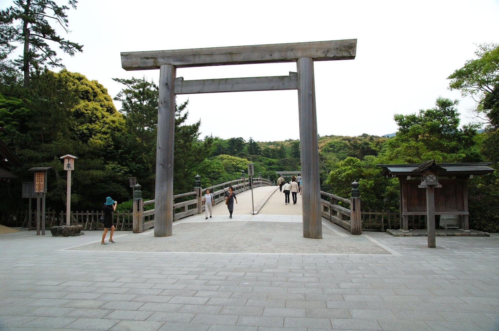 豐受大神宮外宮的木造鳥居與參道｜2008/05 紀州半島/京阪