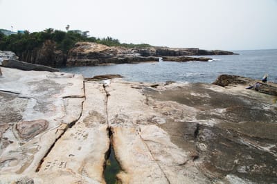 千疊敷層層堆疊的岩岸風光｜2008/05 紀州半島/京阪