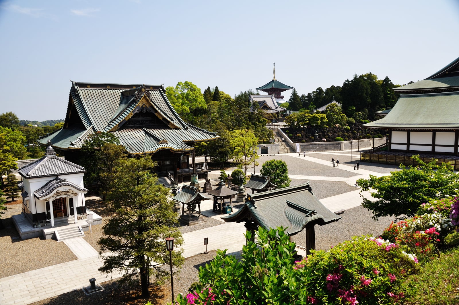 成田山新勝寺的靜謐庭園與古剎建築｜2012/05 北陸