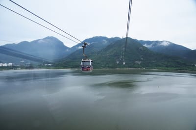 昂坪纜車橫越平靜海灣｜2013-2015 香港