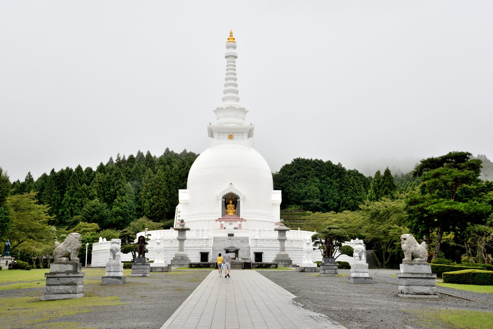 富士平和公園的純白佛塔｜2014/09 關東