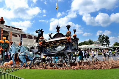 東京迪士尼樂園的萬聖節幽靈馬車｜2014/09 關東