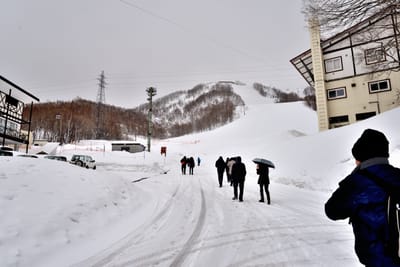 天狗山滑雪場的雪季日常