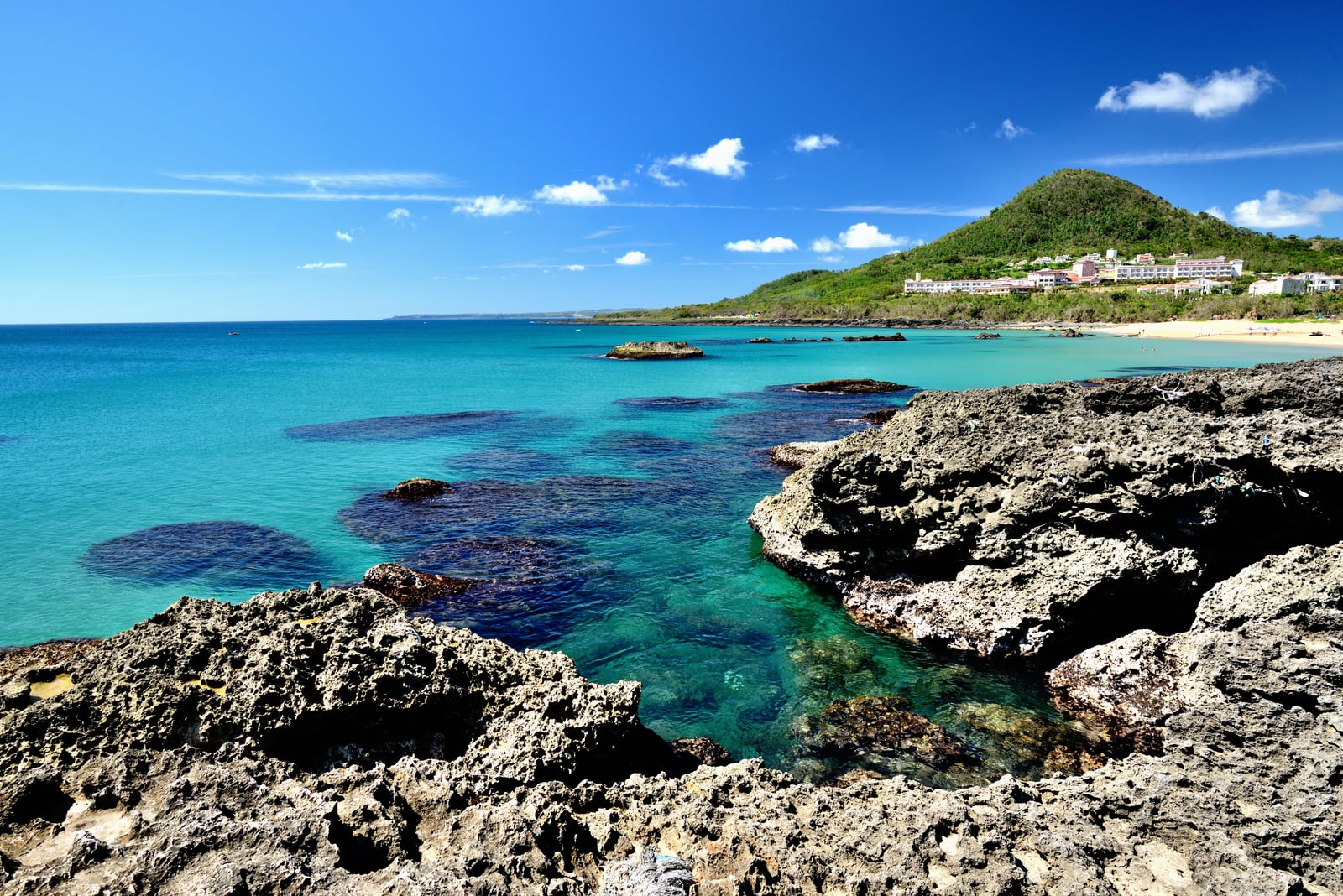 船帆石蔚藍海岸與漸層海水風景｜2015~2018 國境之南