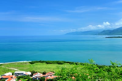 車城龜山步道眺望蔚藍海岸