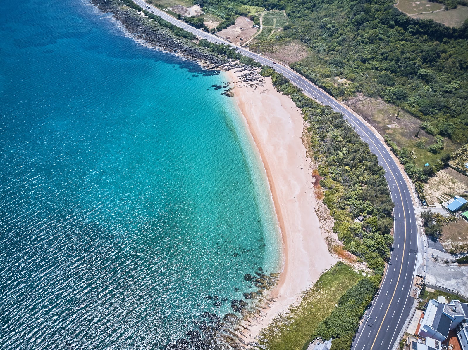 砂島貝殼沙灘與蔚藍海岸空拍｜2018/02~07 國境之南空拍