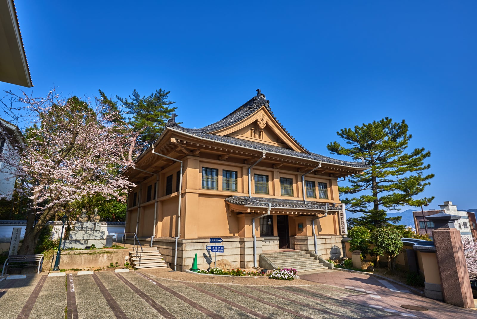 春帆樓與盛開櫻花下的歷史建築｜2018/03 北九州/廣島