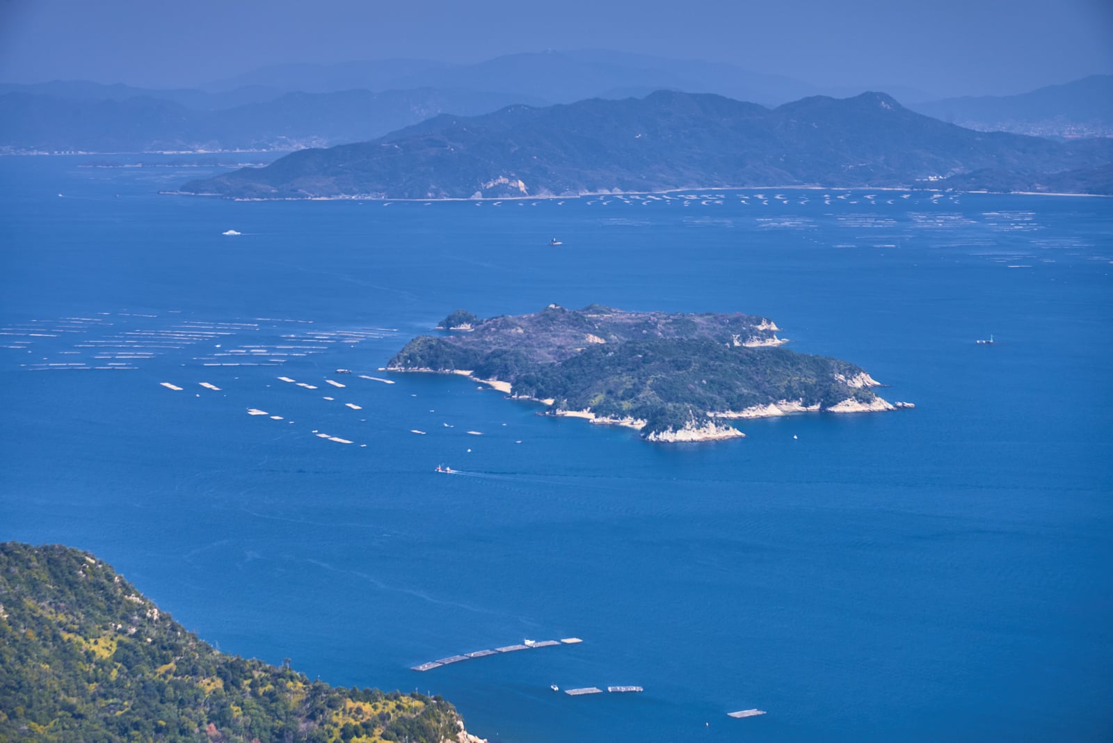 登上弥山俯瞰瀨戶內海的湛藍景致｜2018/03 北九州/廣島