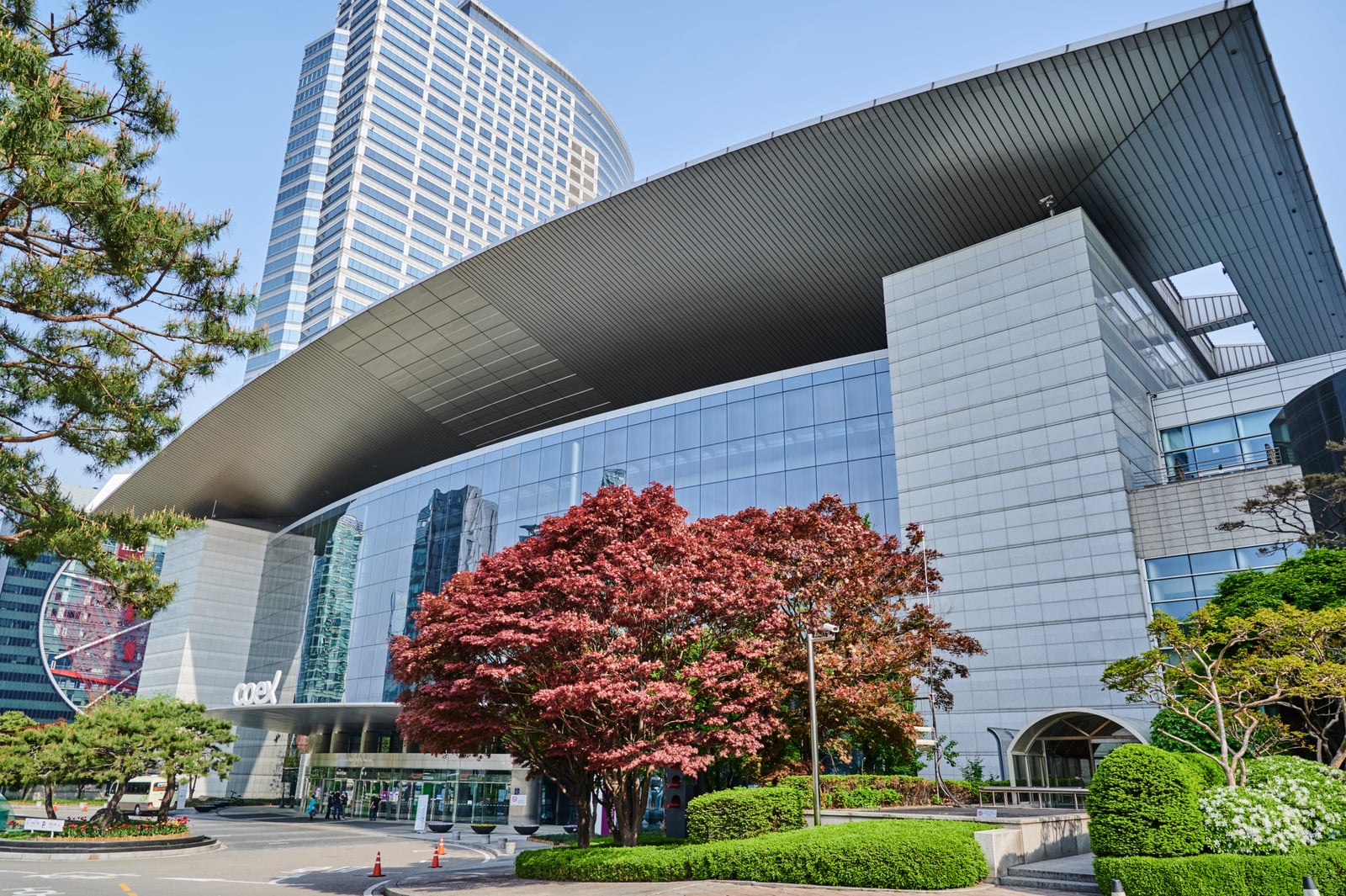 COEX 會展中心現代化建築外觀｜2018/04+2019/04 韓國首爾