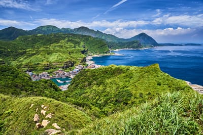 鼻頭角步道俯瞰翠綠山海景致｜2018/07+2017/07 東北角/北海岸