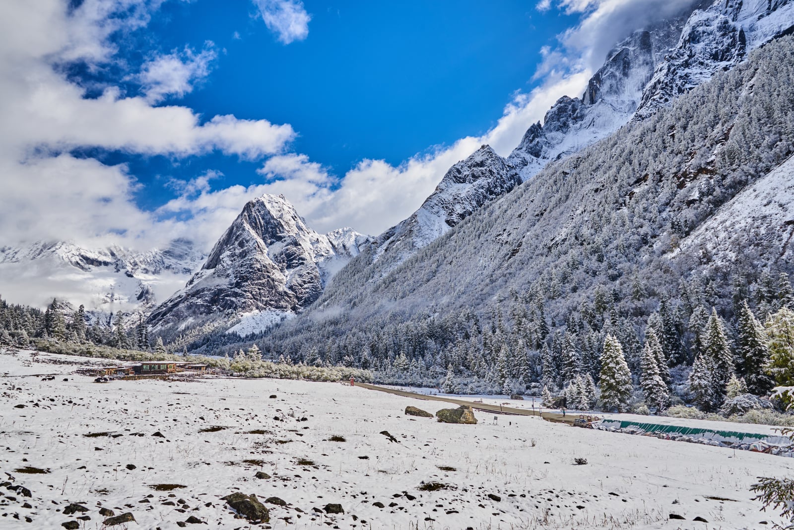 四姑娘山雙橋溝的銀白雪景｜2018/10 川西與稻城亞丁