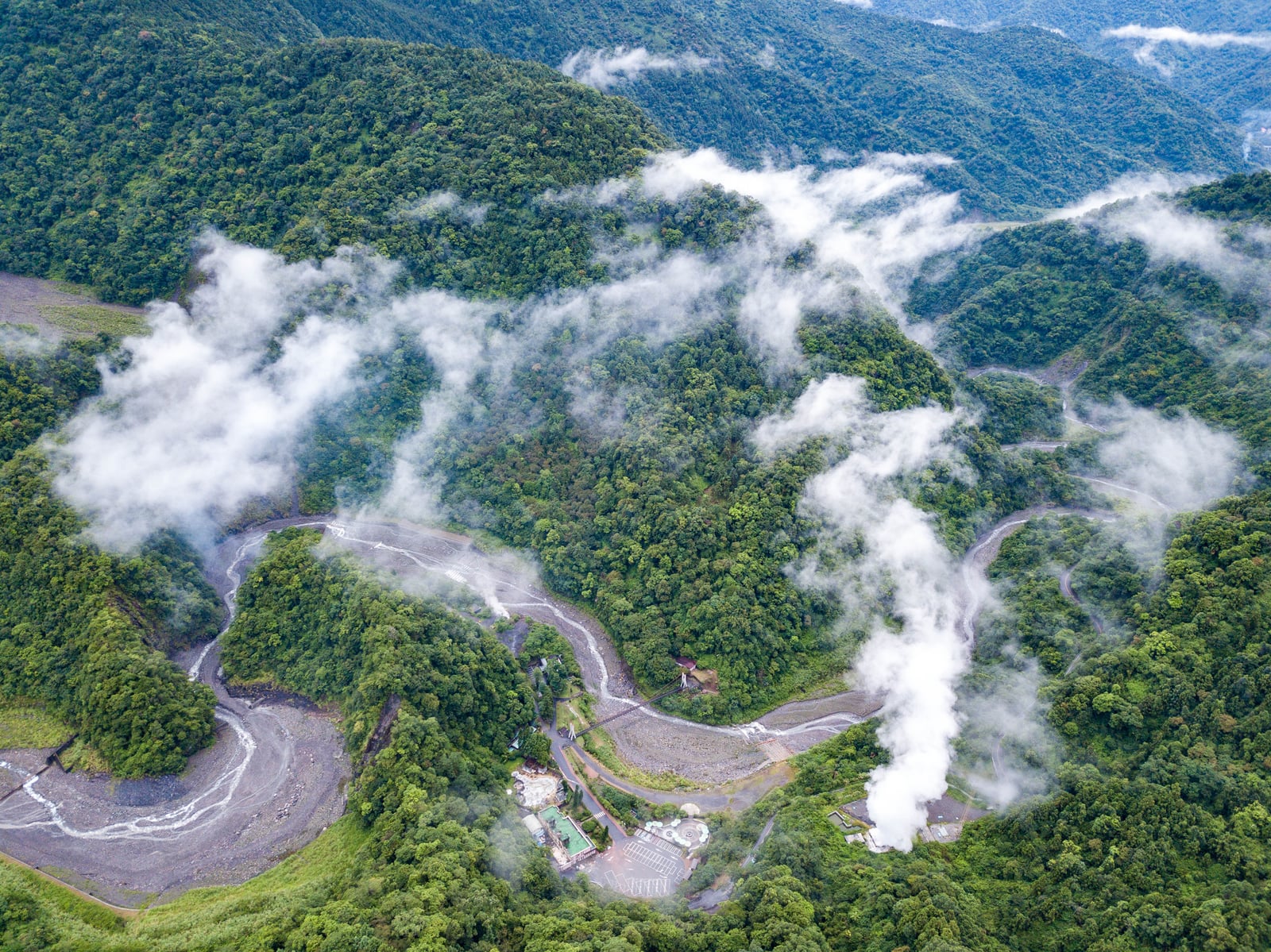 大同鄉中間服務站的蜿蜒溪谷與雲霧｜2020/08 宜蘭四日