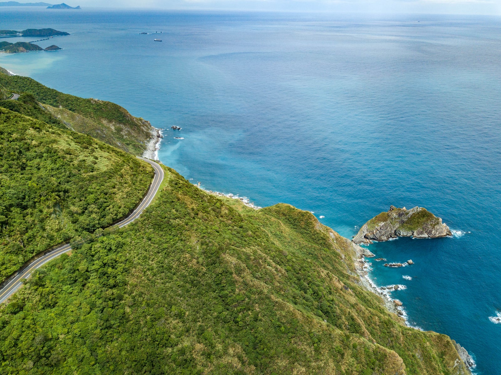 望那之丘俯瞰蘇澳海岸線與蜿蜒公路｜2020/08 宜蘭四日