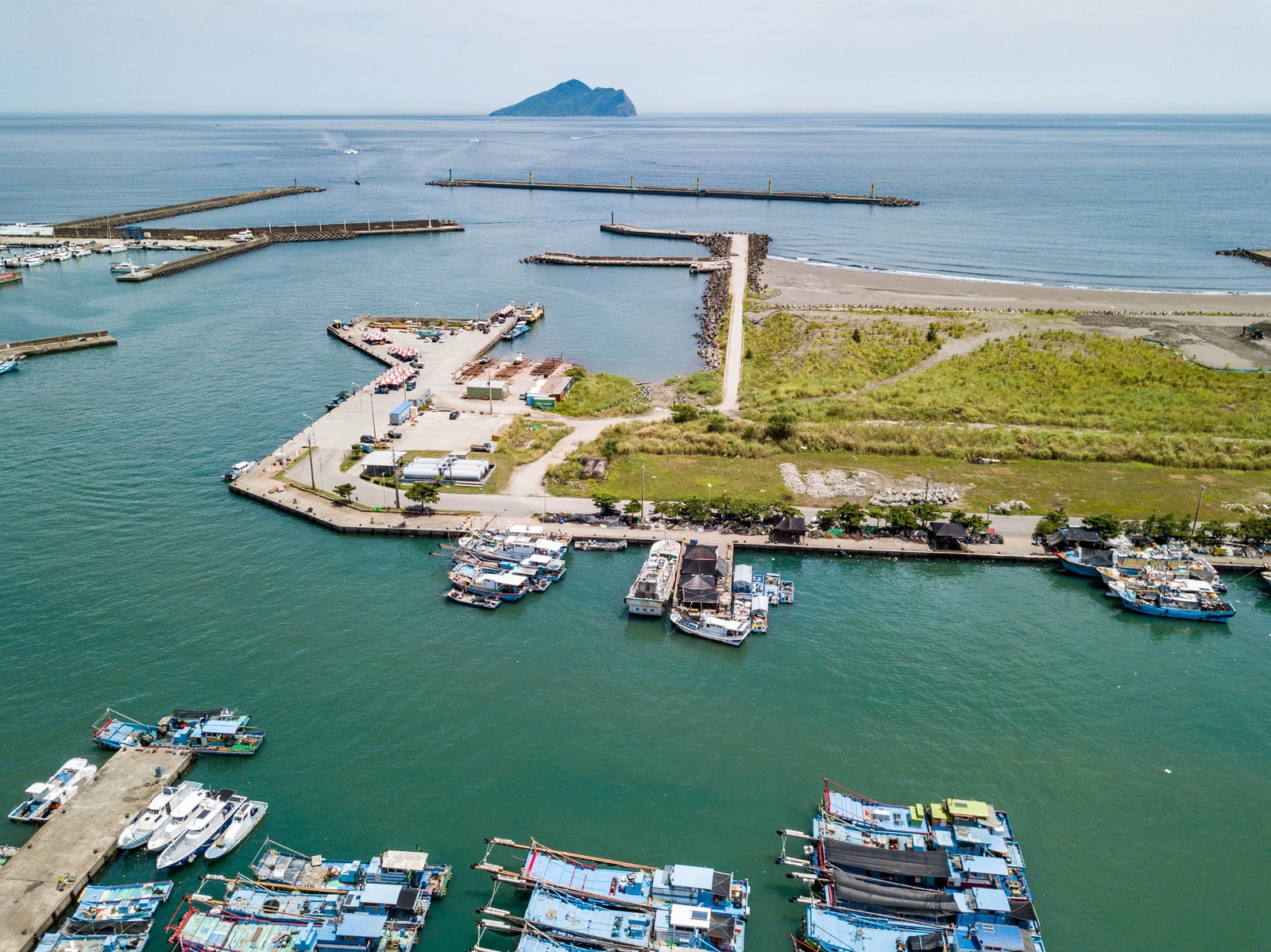 俯瞰清代烏石港與遠眺龜山島｜2020/08 宜蘭四日