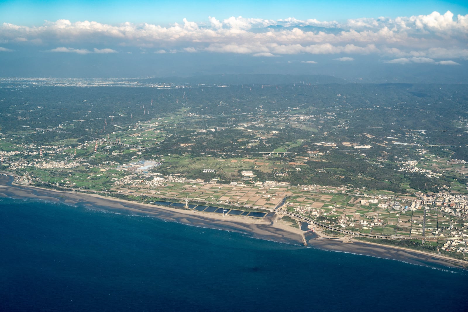 高空俯瞰海岸線與農田地景｜2021/05 馬祖八日