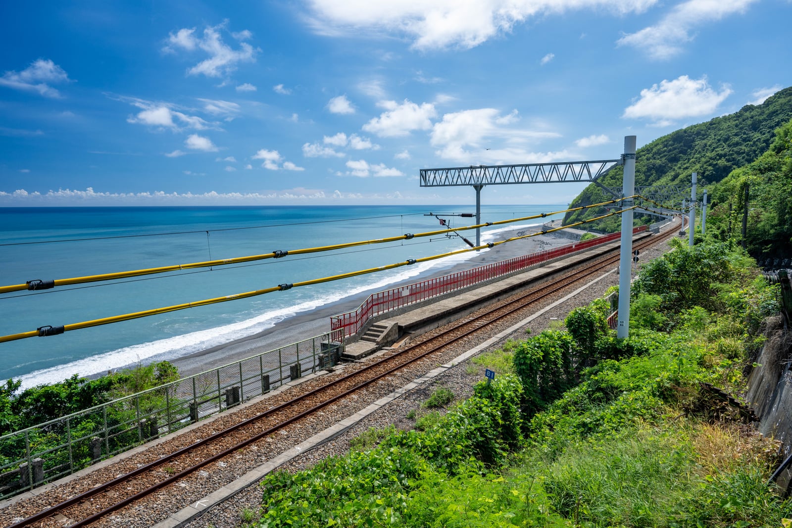 多良車站的蔚藍海景與鐵道風光｜2022-2024 南迴台9線