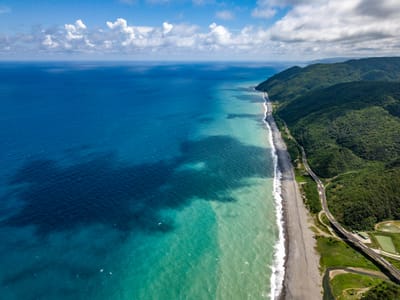 南田石秘境的湛藍海岸線｜2022-2024 南迴台9線