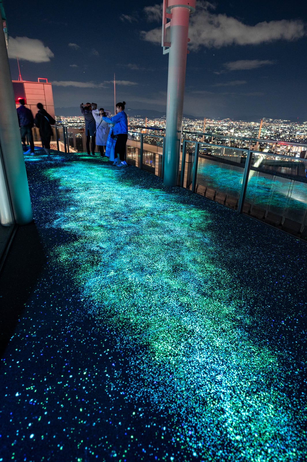 梅田空中庭園的星光漫步長廊｜2023/11 關西賞楓