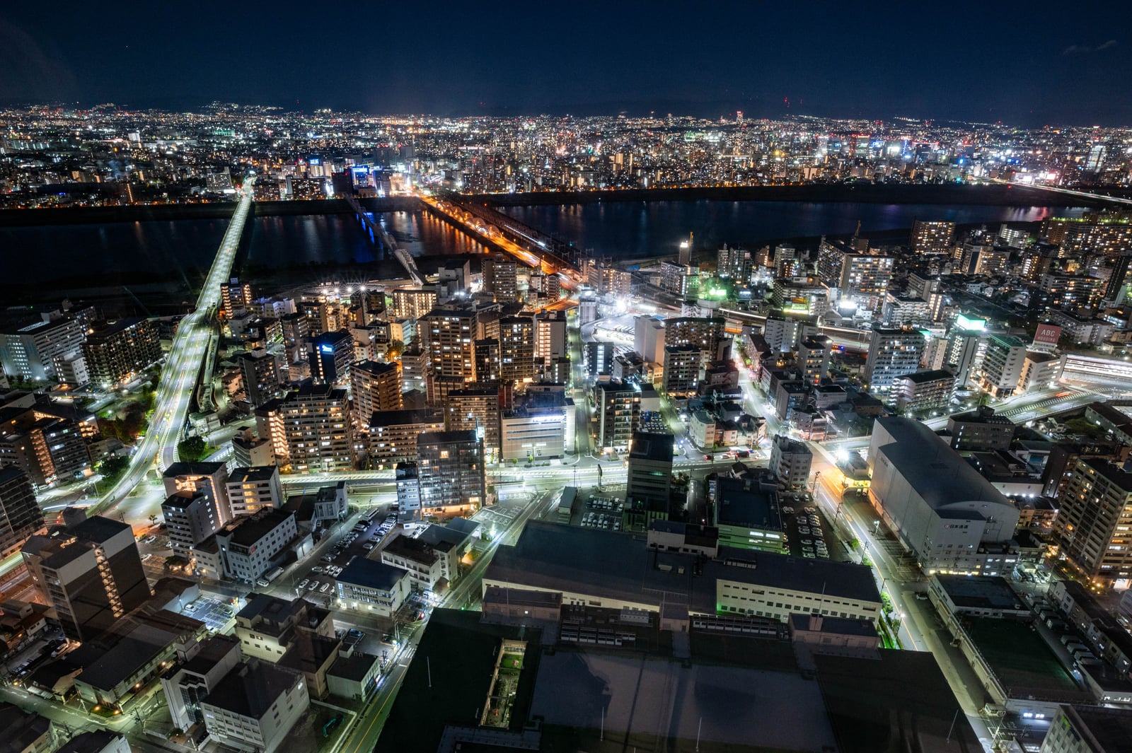 梅田空中庭園俯瞰璀璨大阪夜景｜2023/11 關西賞楓
