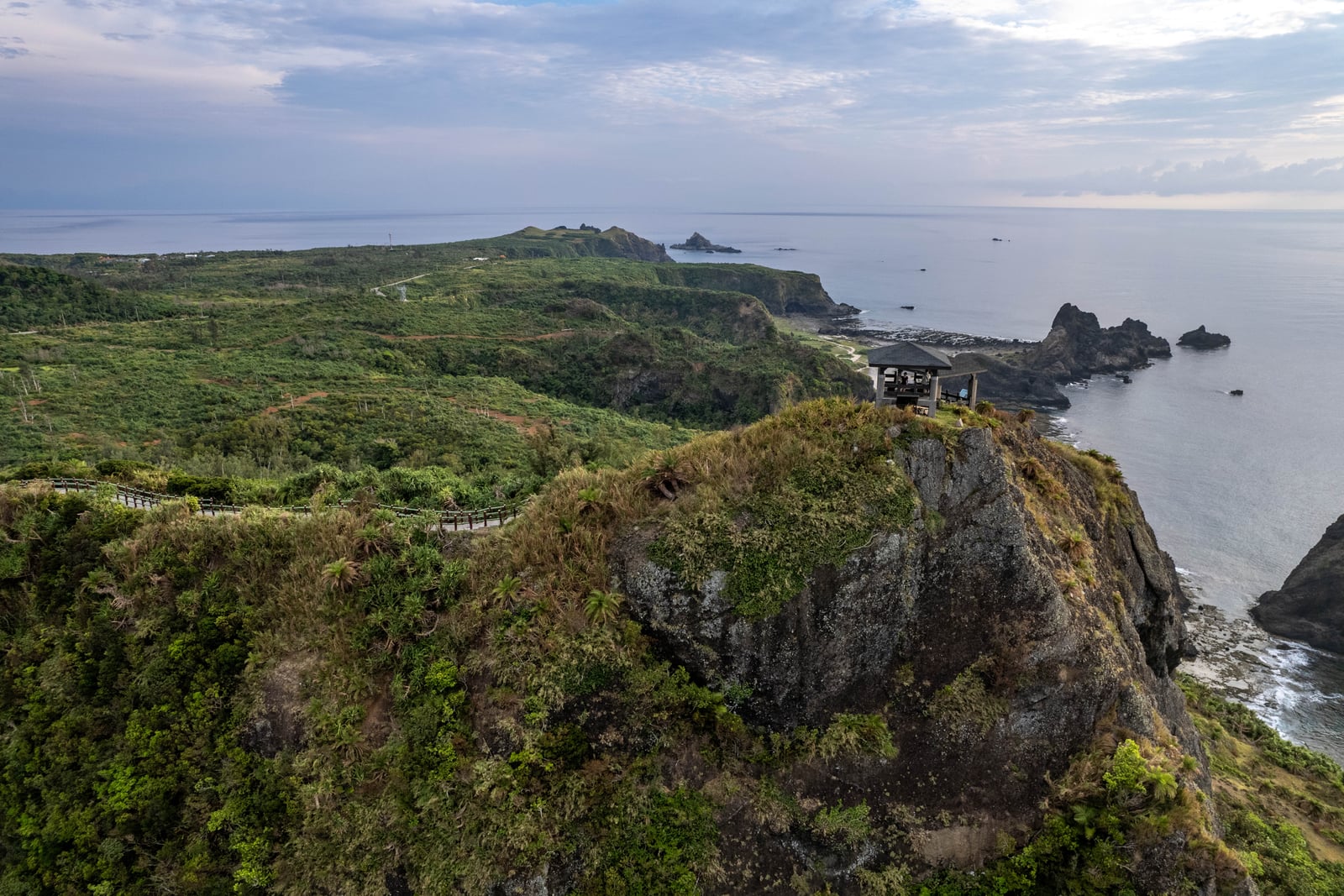 小長城步道的晨曦海景｜2024/08 綠島二日