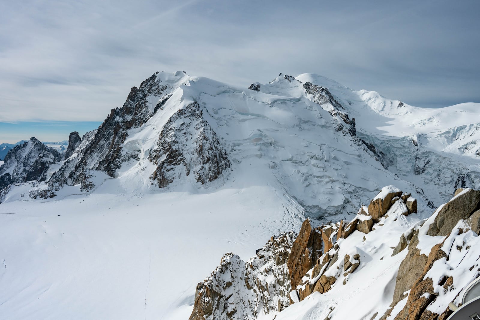 眺望白朗峰群峰的壯麗雪景與冰川風貌｜2024/09 瑞士