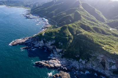 俯瞰東北角海岸的壯麗海蝕地形｜2025/08 鼻頭角/龍洞/南雅奇岩/水湳洞
