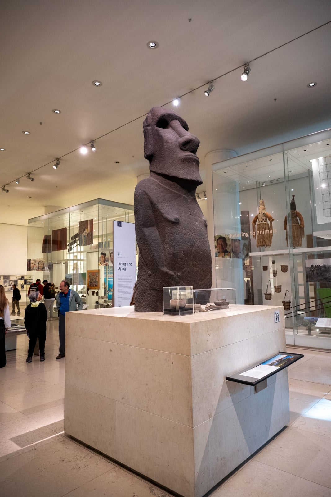 大英博物館展出的復活節島摩艾石像｜2025/09 英國