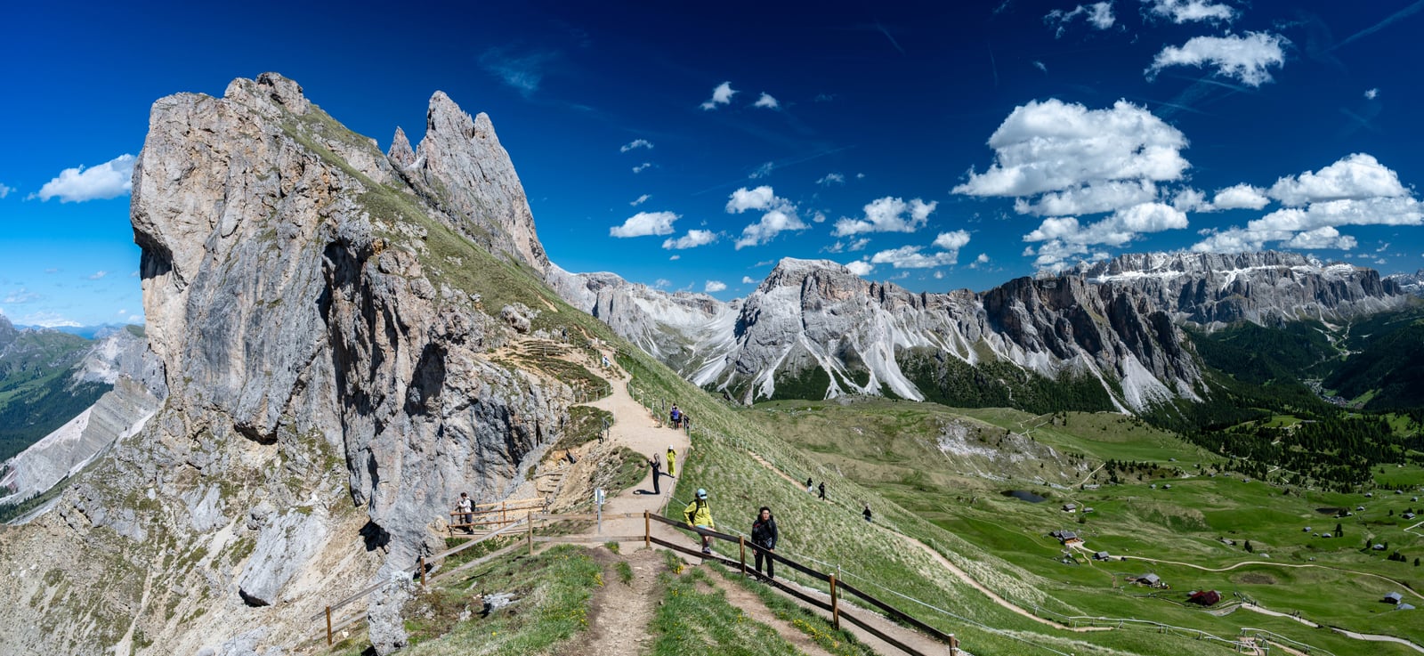 Seceda 刀鋒稜線上的健行步道與壯麗山峰｜2026/06 阿爾卑斯山脈之多洛米堤