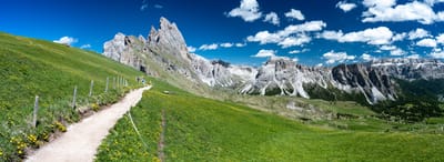 Seceda 刀鋒稜線的壯麗高山步道