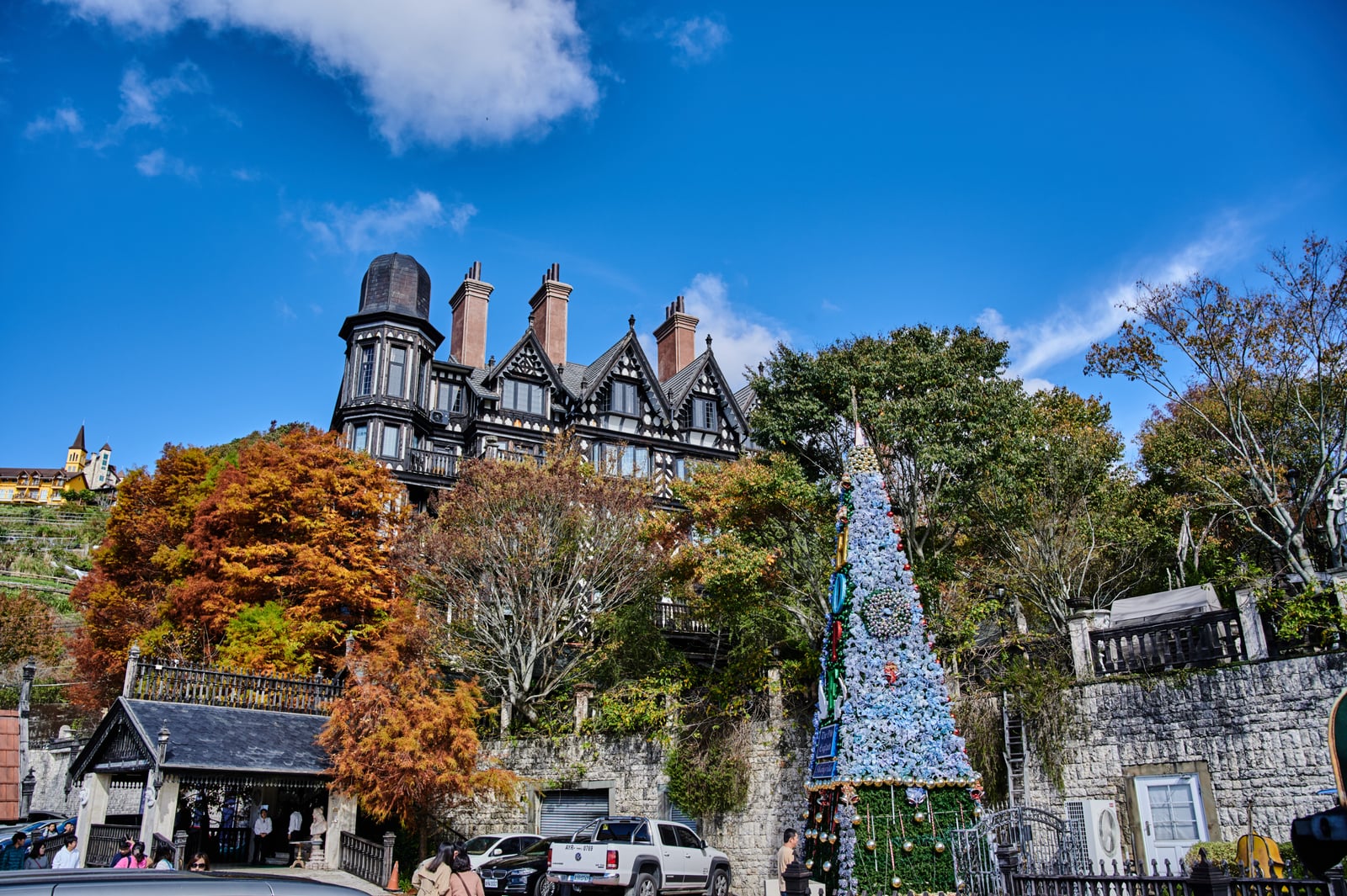 老英格蘭莊園的都鐸式建築與耶誕裝飾｜國內本島（北/中/東部）