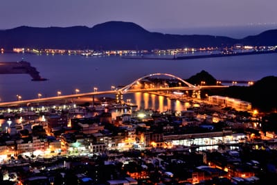 南方澳觀景臺黃昏夜景與跨海大橋燈火